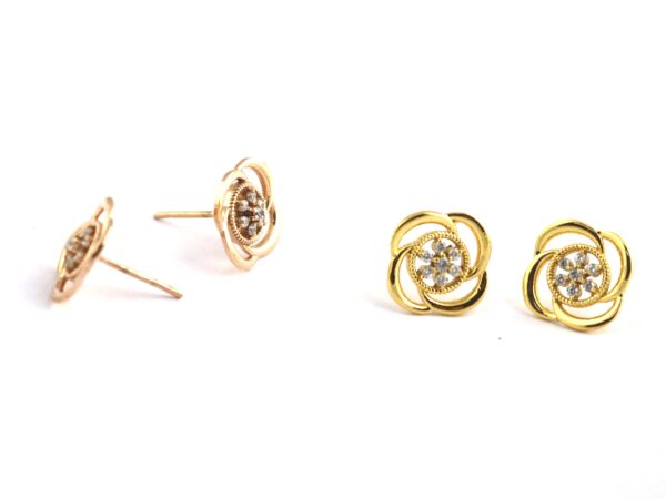 18k Solid Yellow Gold Diamond Studs- Flower Real Diamond Earrings - Image 7