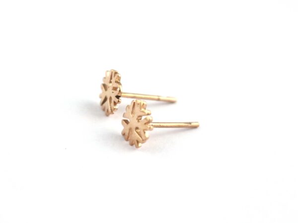 Snowflake Stud 14k Solid Gold Earrings Gift - Image 4