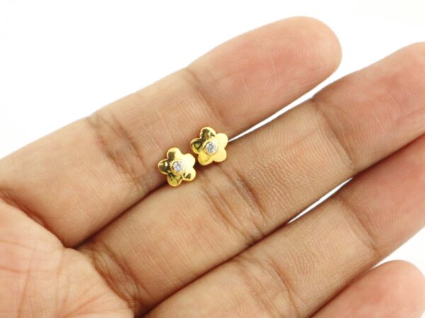 Diamond Flower Studs 14k Solid Gold Post Earrings - Image 8