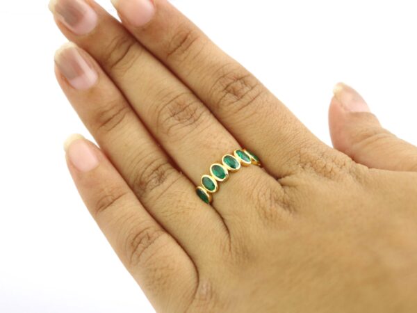 Natural Emerald Stacking 18k Solid Yellow Gold Bezel Ring - Image 12