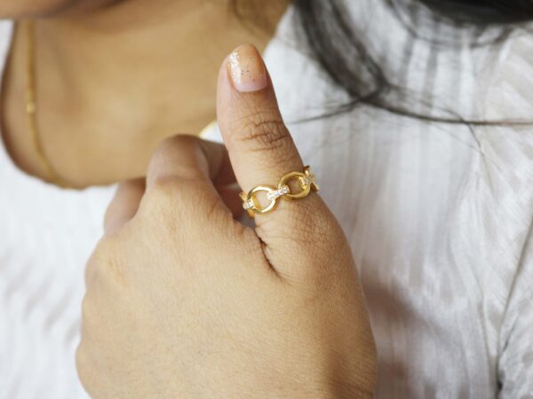 14k Solid Gold Diamond Chain Design Ring For Women - Image 7