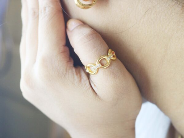 14k Solid Gold Diamond Chain Design Ring For Women - Image 4
