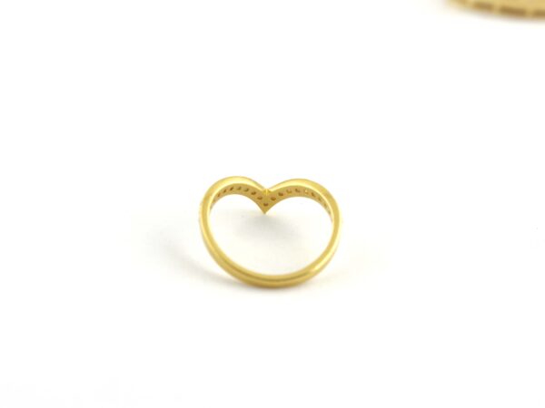 14k Solid Gold Diamond Chevron Minimalist Ring - Image 11