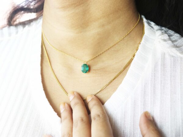 Natural Emerald Oval 14k Yellow Gold Dainty Chain Necklace