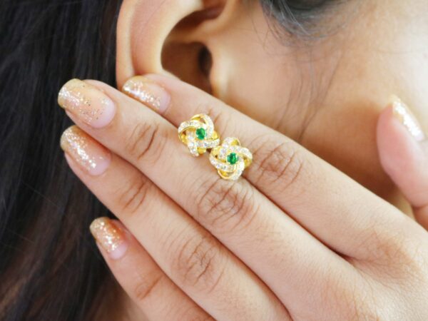 Natural Emerald With Real Diamond Floral 14k Yellow Gold Stud Earrings