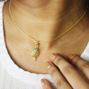 14k Yellow Gold Natural Emerald May Birthstone Leaf Design Minimalist Pendant Necklace