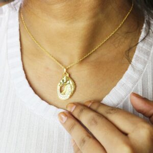 18k Solid Yellow Gold Diamond Horse Shoe Animal Pendant Necklace For Women