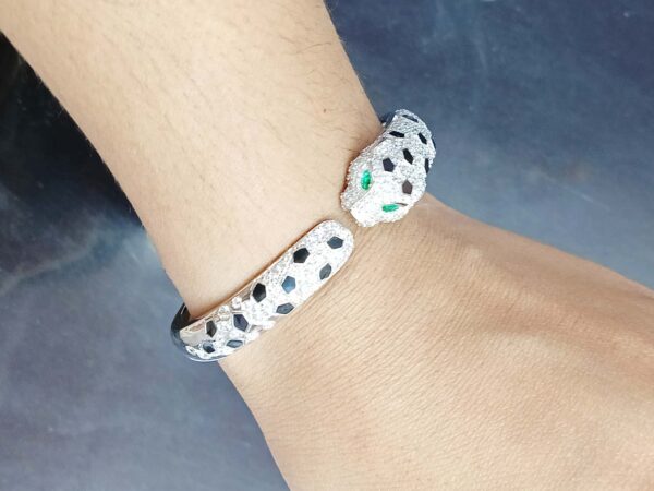 14k White Gold Diamond & Emerald Panther Cuff Bracelet - Image 3