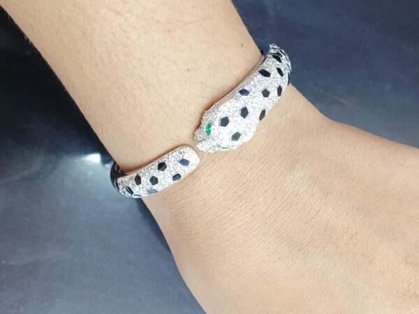 14k White Gold Diamond & Emerald Panther Cuff Bracelet - Image 5
