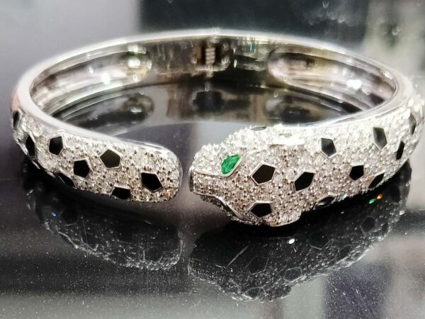 14k White Gold Diamond & Emerald Panther Cuff Bracelet - Image 8